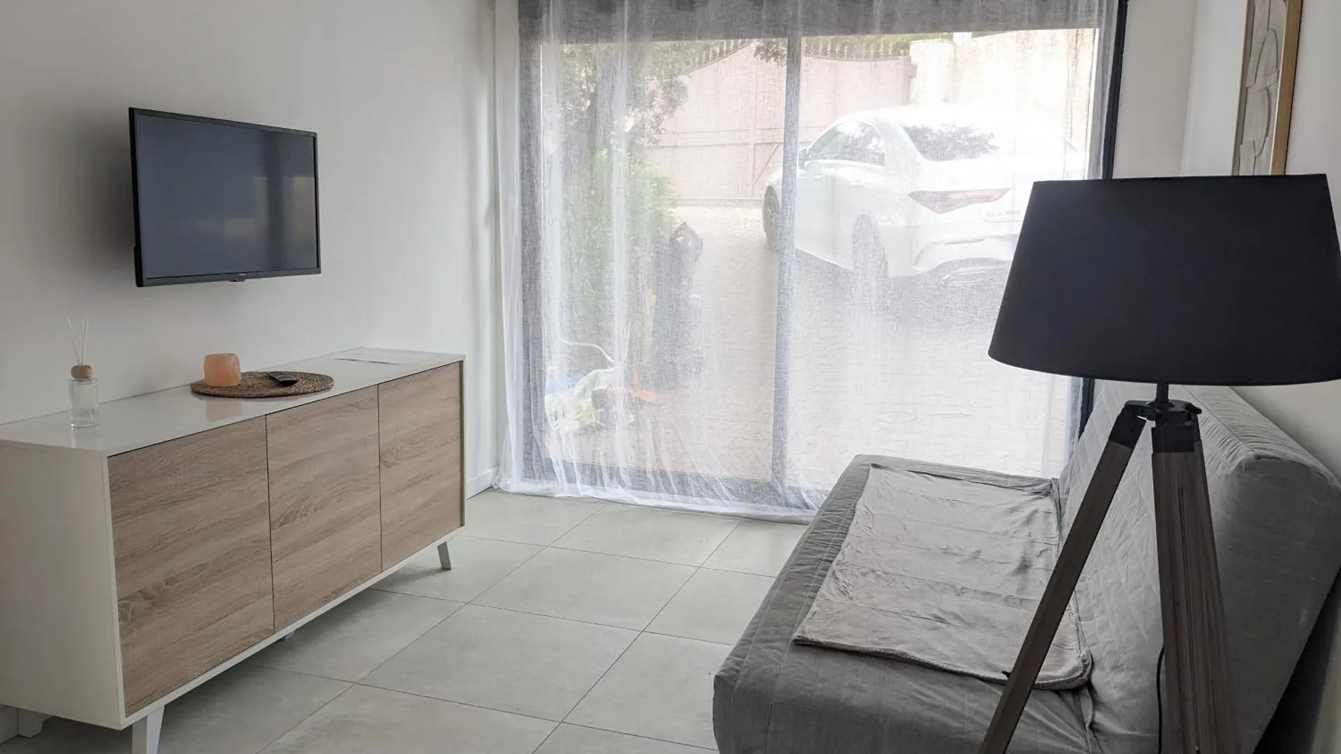 Appartement Avec Clim, Piscine, Proche Centre Vidauban France